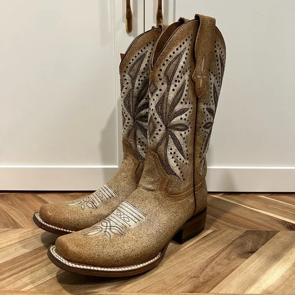 NWOT Circle G size 9 Cowboy Boots fits plus size - Picture 4 of 13